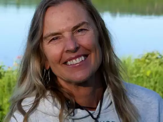 Donna Davidge,
Health & Wellness
Expert at Soulful Summit 2023 : Un voyage intérieur, commencez !